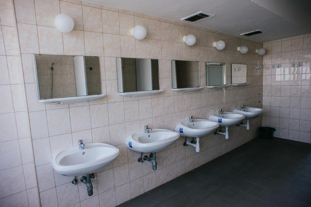 City Hostel Pest 35. บูดาเปสต์ ภายนอก รูปภาพ